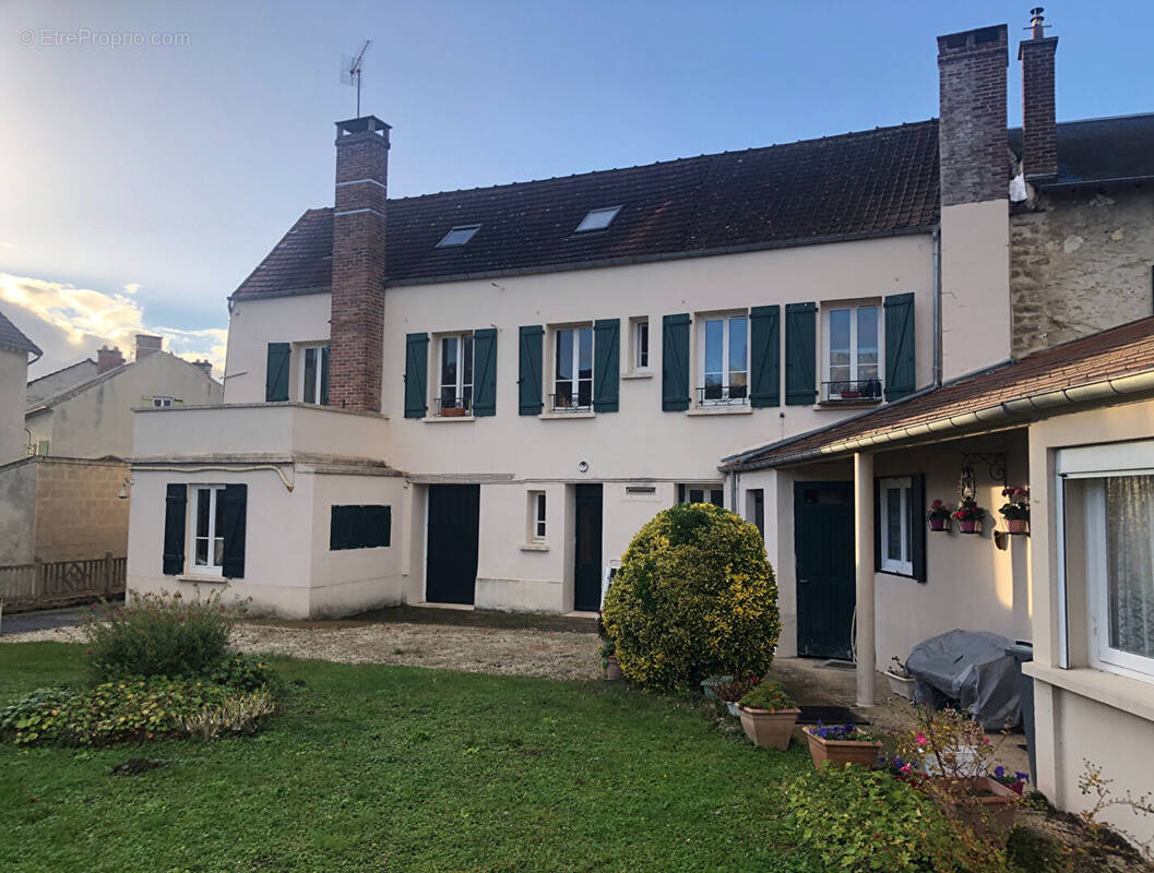 Maison à VETHEUIL