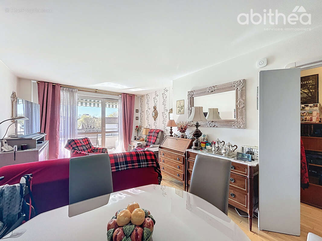 Appartement à CHOISY-LE-ROI