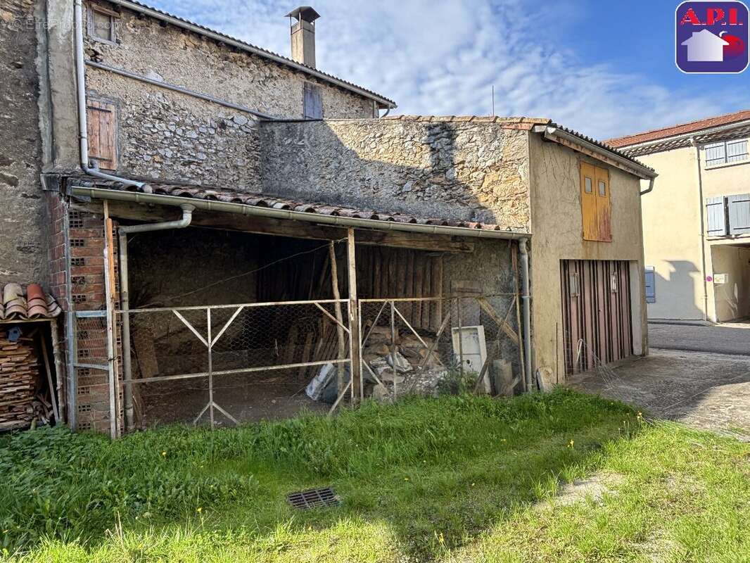 Maison à ESPEZEL