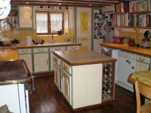 CUISINE - Maison à SAINT-FRAIGNE