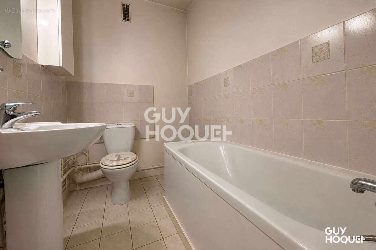 Studio 28 m² sans vis-à-vis - dernier étage - photo 6