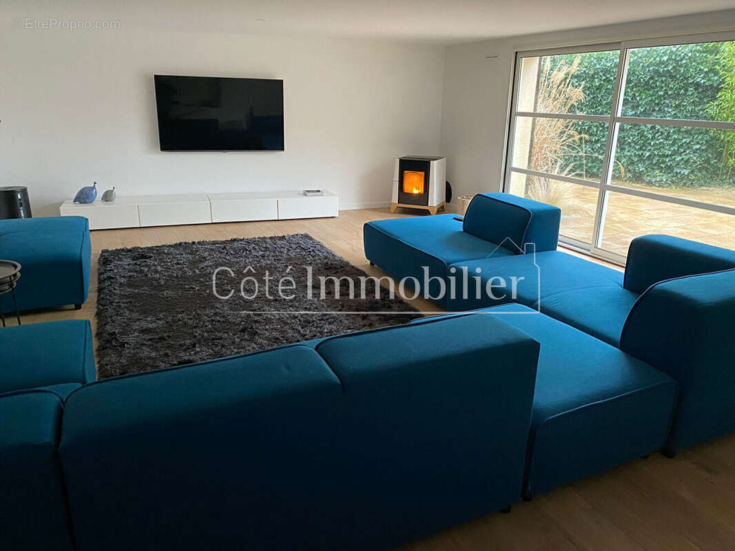 Maison à SAINT-SEBASTIEN-SUR-LOIRE