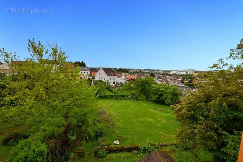 Maison à LE CREUSOT