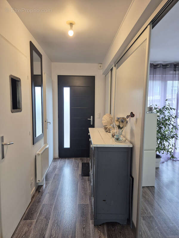 Maison à VERT-SAINT-DENIS