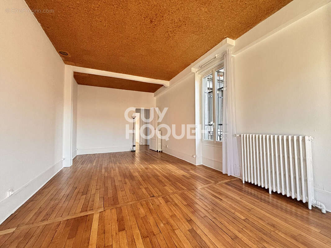 Appartement à SAINT-OUEN