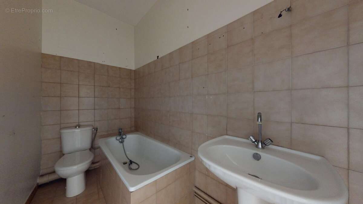 Appartement à SAINTE-FOY-LES-LYON