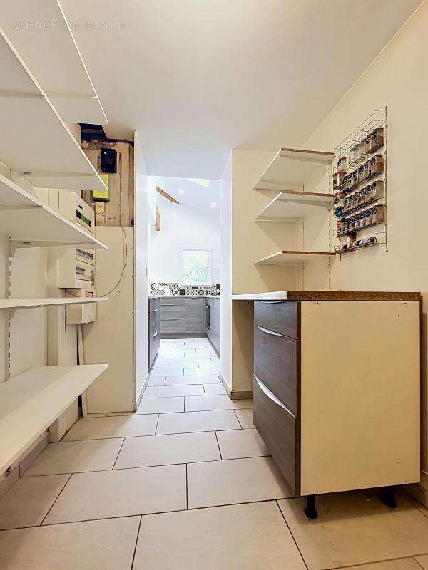 Maison 75 m² à Villeurbanne  - photo 7
