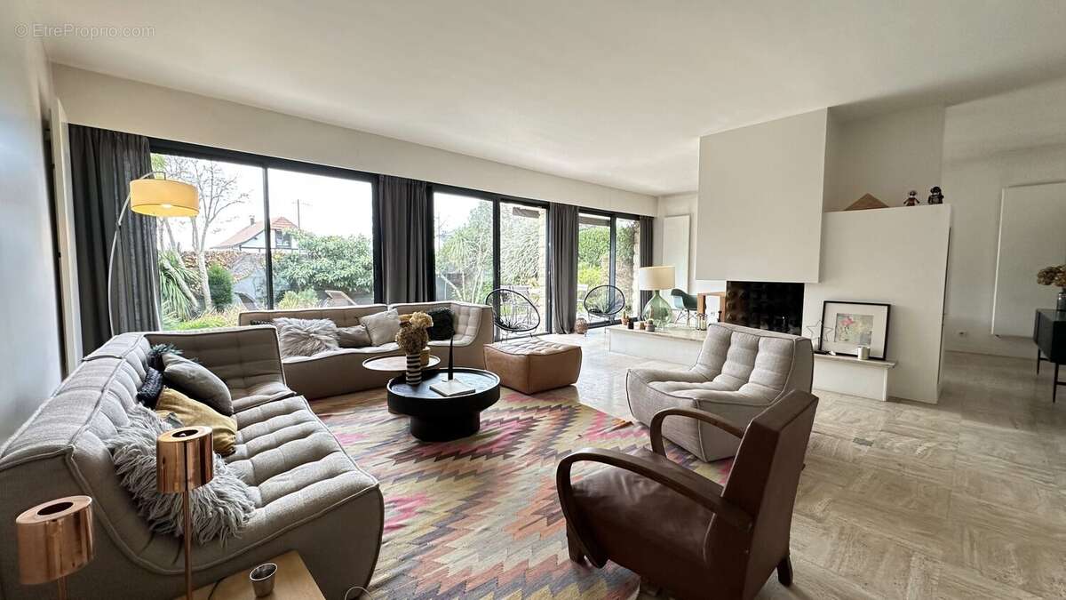 Maison à RUEIL-MALMAISON