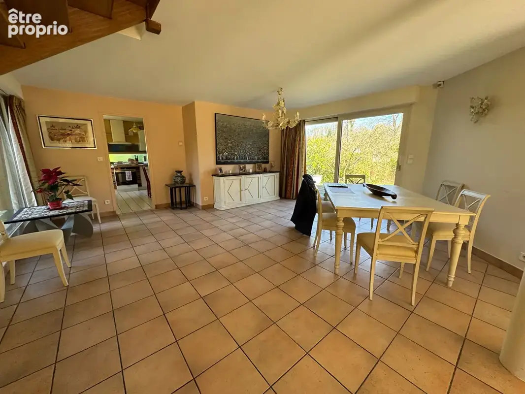 Maison d'Architecte avec piscine intérieur et très bel environnement  Montfort /Méré 10 pièces 240 m2 - photo 5