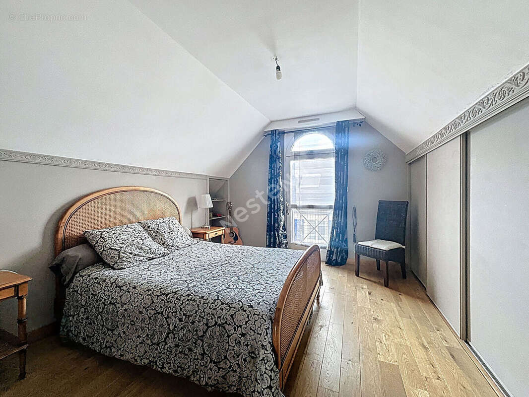 Nantes -Eraudière - Maison 163 m²  avec garage et jardin au pied des bords de l'Erdre - photo 5