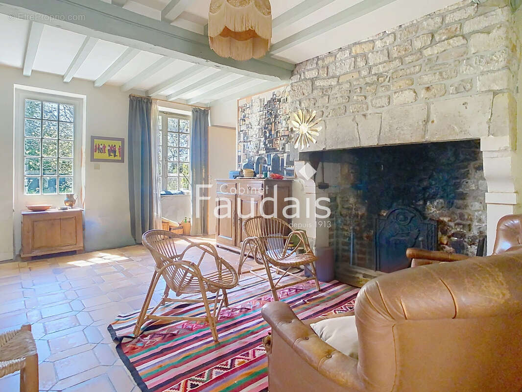 Maison à SAINTE-MARIE-DU-MONT