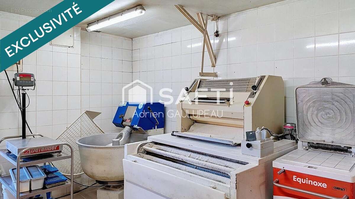 Photo 6 - Commerce à HOUDAN