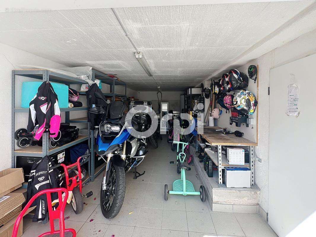 Maison à ROQUEBRUNE-SUR-ARGENS