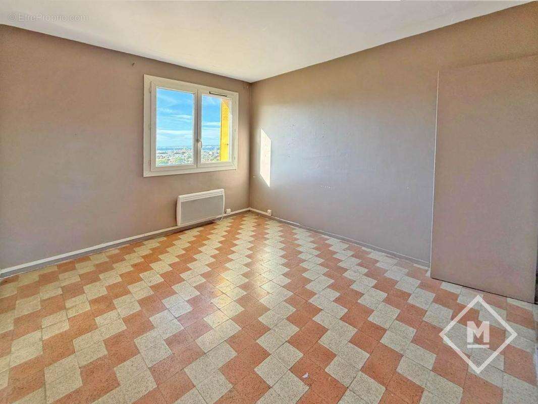 Appartement à MARSEILLE-9E