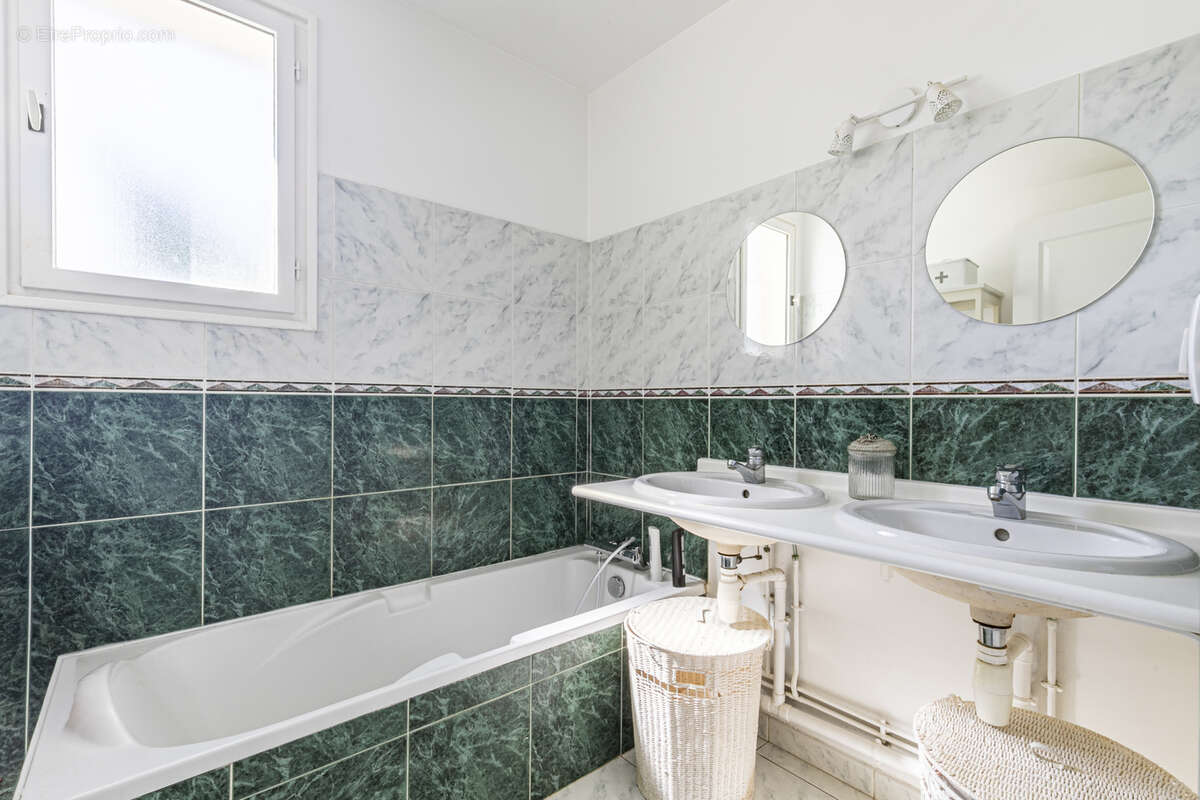 Maison à SAINT-GERMAIN-EN-LAYE