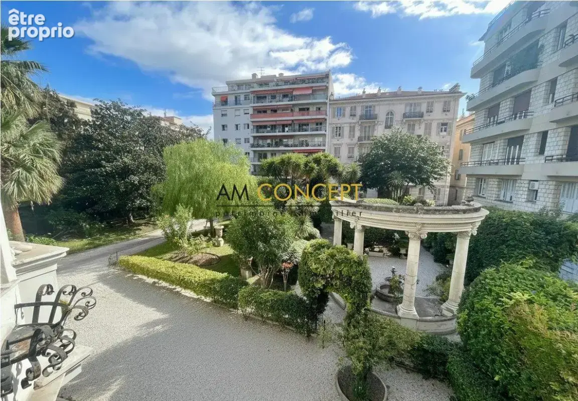 NICE LIBERATION immeuble bourgeois 3P balcon cave - photo 1