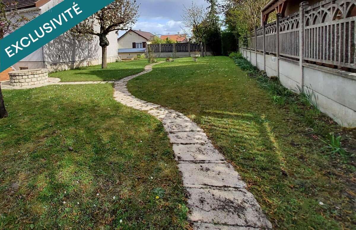 Photo 2 - Terrain à MORET-SUR-LOING