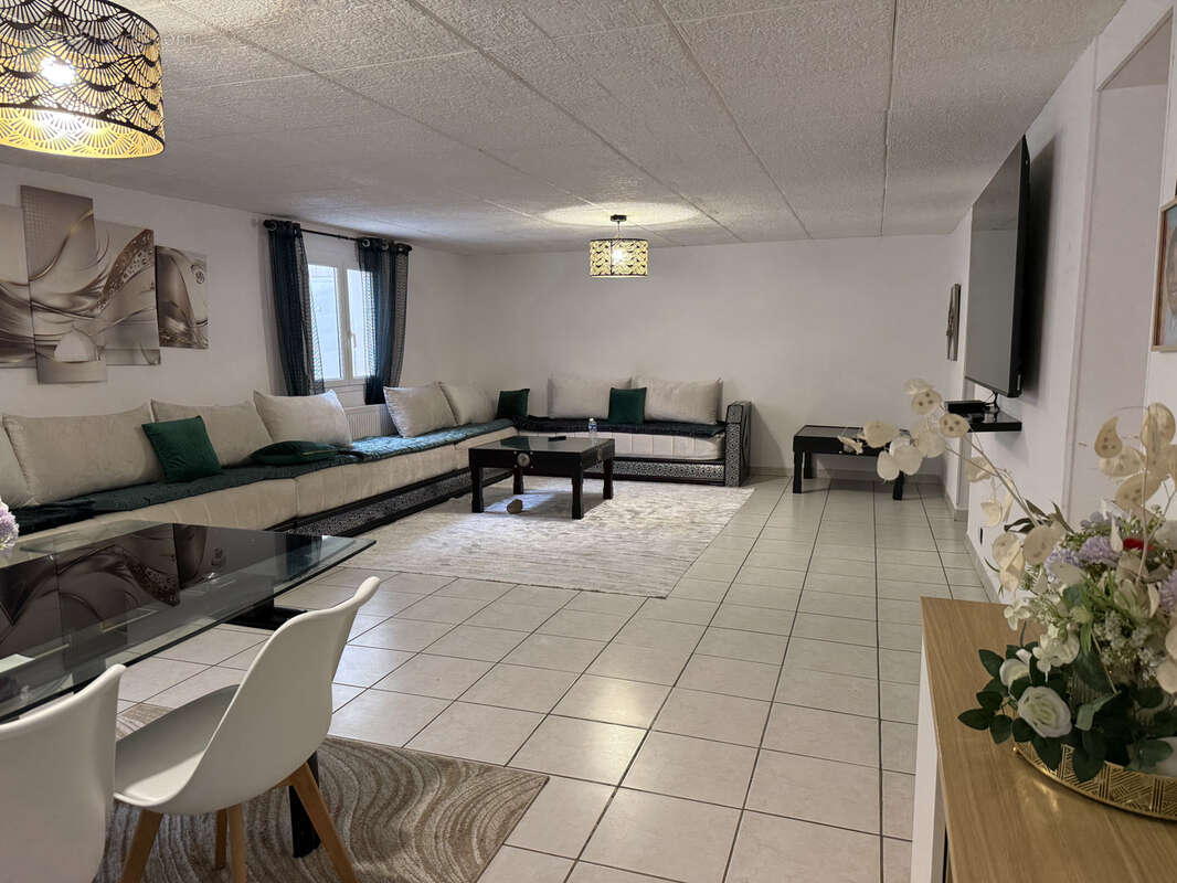 Maison à PONT-DU-CHATEAU