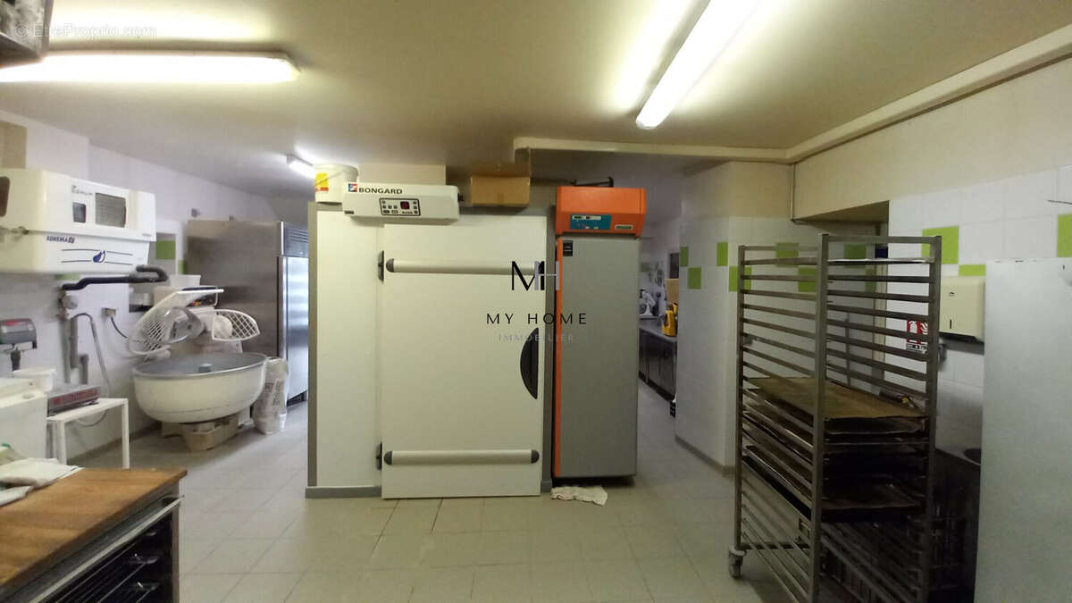 Autre à SAINTE-SCOLASSE-SUR-SARTHE