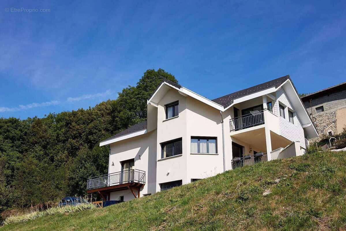 Maison à NOYAREY