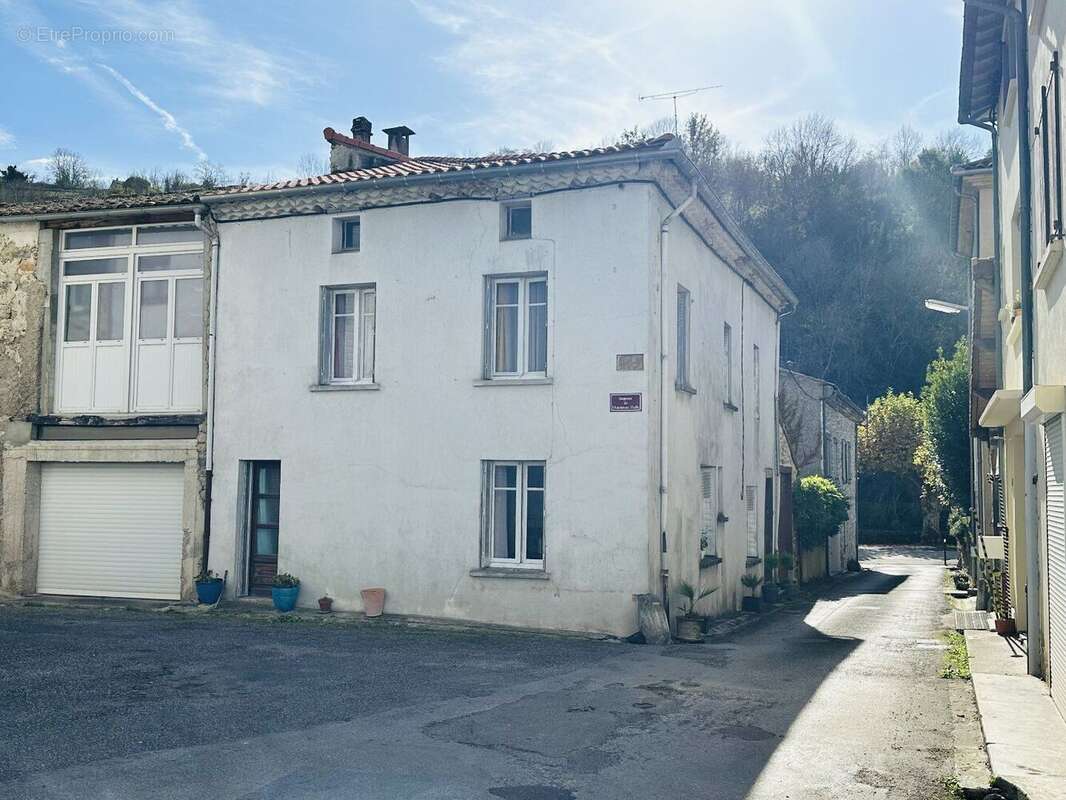 Grande maison de village 09420 - photo 2