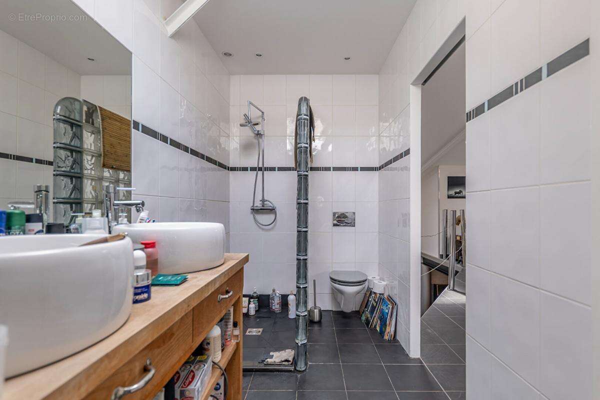 Appartement à ASNIERES-SUR-SEINE