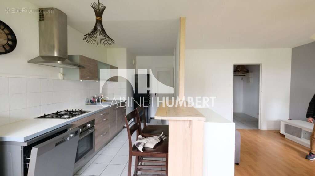 Appartement à SAINT-ETIENNE