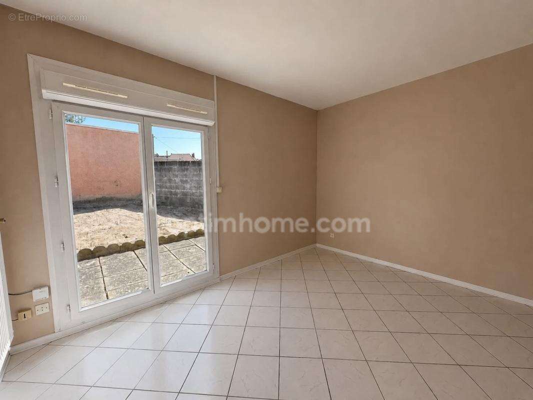  À vendre – Charmante maison de plain-pied de 55 m² à Auchel - photo 4