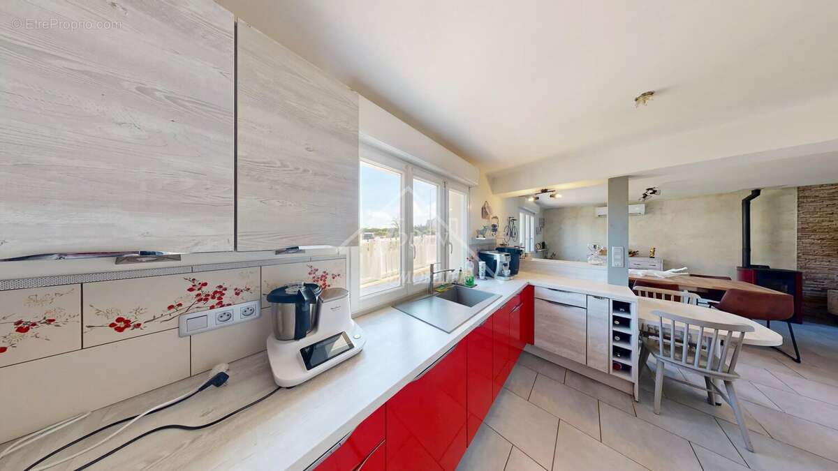 Maison à SAINT-POURCAIN-SUR-SIOULE