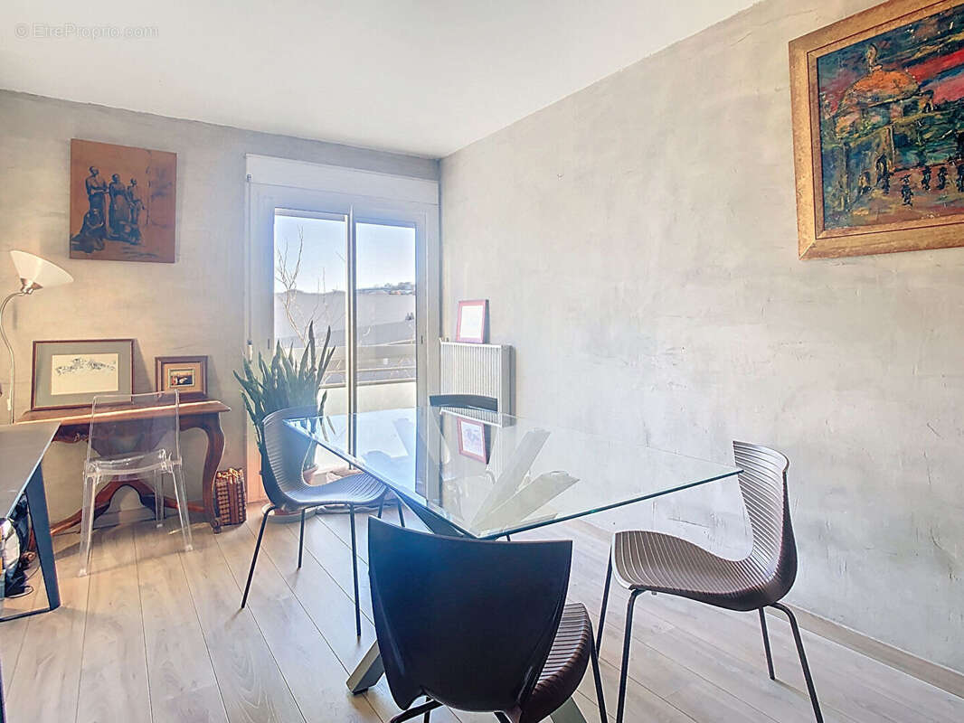 Appartement à RAMONVILLE-SAINT-AGNE