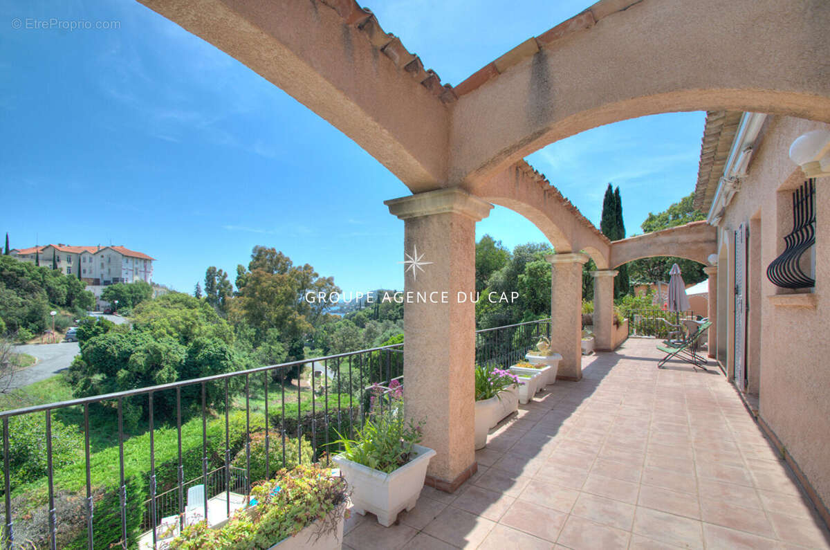 Maison à SAINT-RAPHAEL