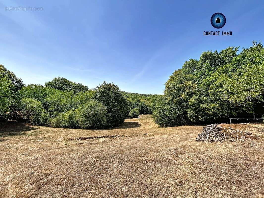 Maison 170 m² à Saint-Cernin-De-Larche  - photo 4