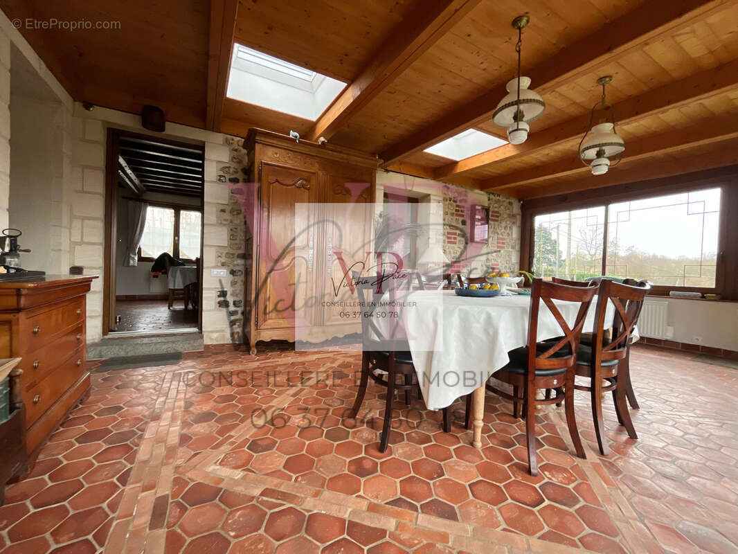 Maison triqueville - proximité pont audemer - 145 m2 - un garage - 4 chambres - terrains 2239 m2 - photo 4