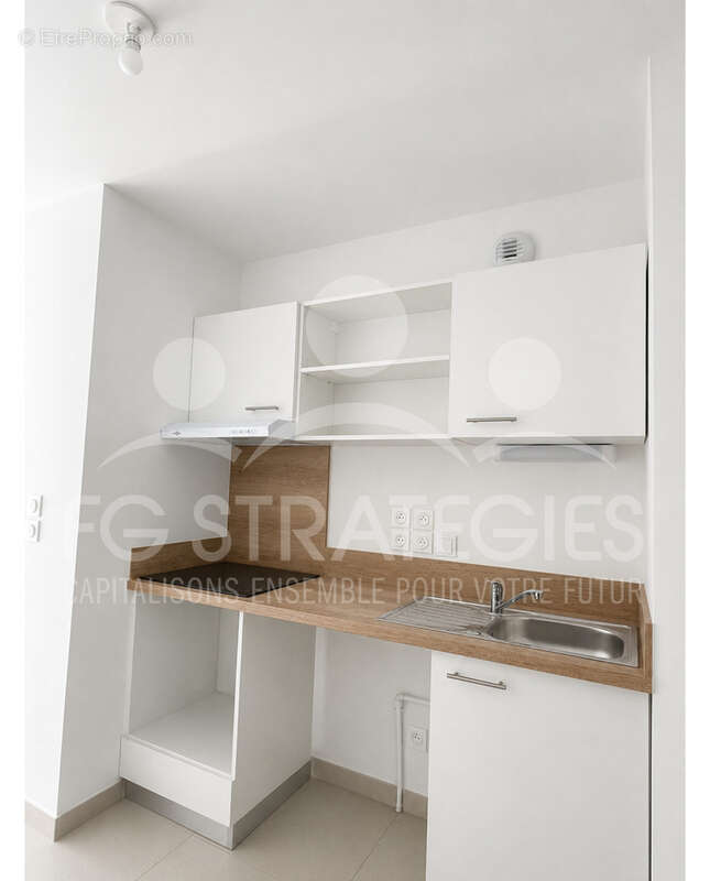 Montpellier beaux-arts studio 25m2 + parking  - frais de notaire offerts - photo 4