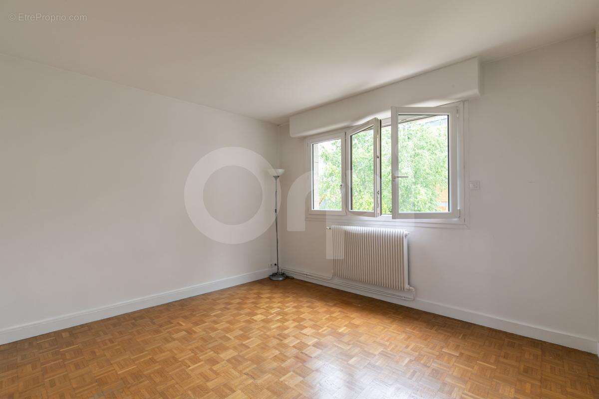 5 pièces de 111 m² – RER A Nogent-sur-Marne 5 min – Balcons – Proche Bois de Vincennes - photo 17
