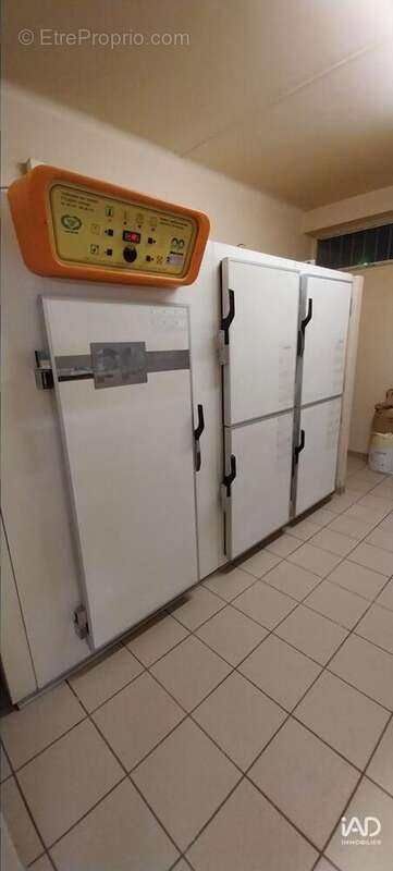 Photo 9 - Commerce à LA GOUTELLE