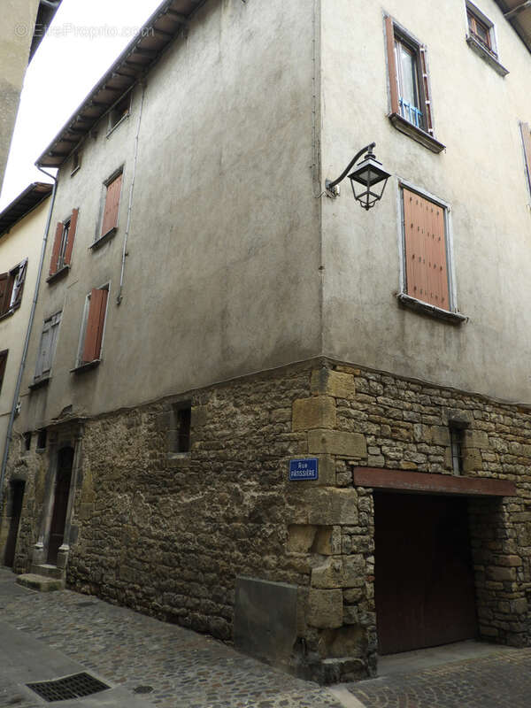 Appartement à VILLEFRANCHE-DE-ROUERGUE
