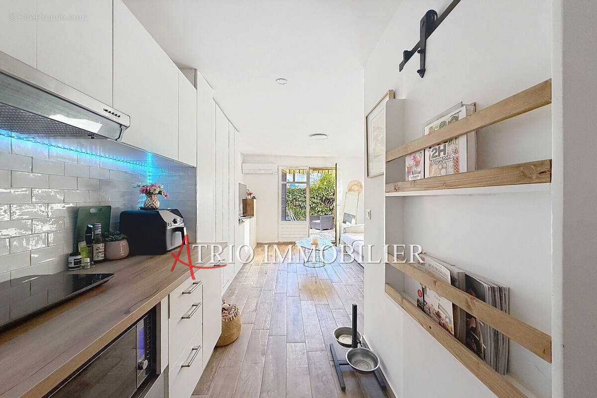 Appartement à VILLENEUVE-LOUBET