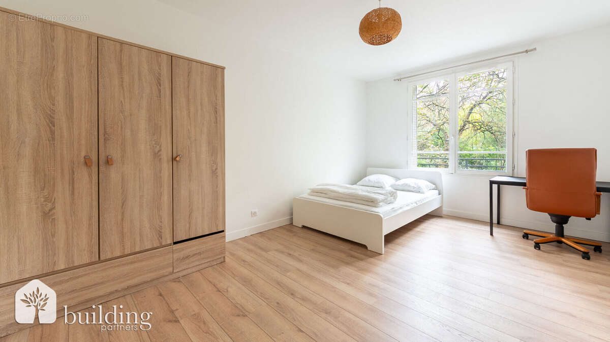 Appartement à PARIS-19E