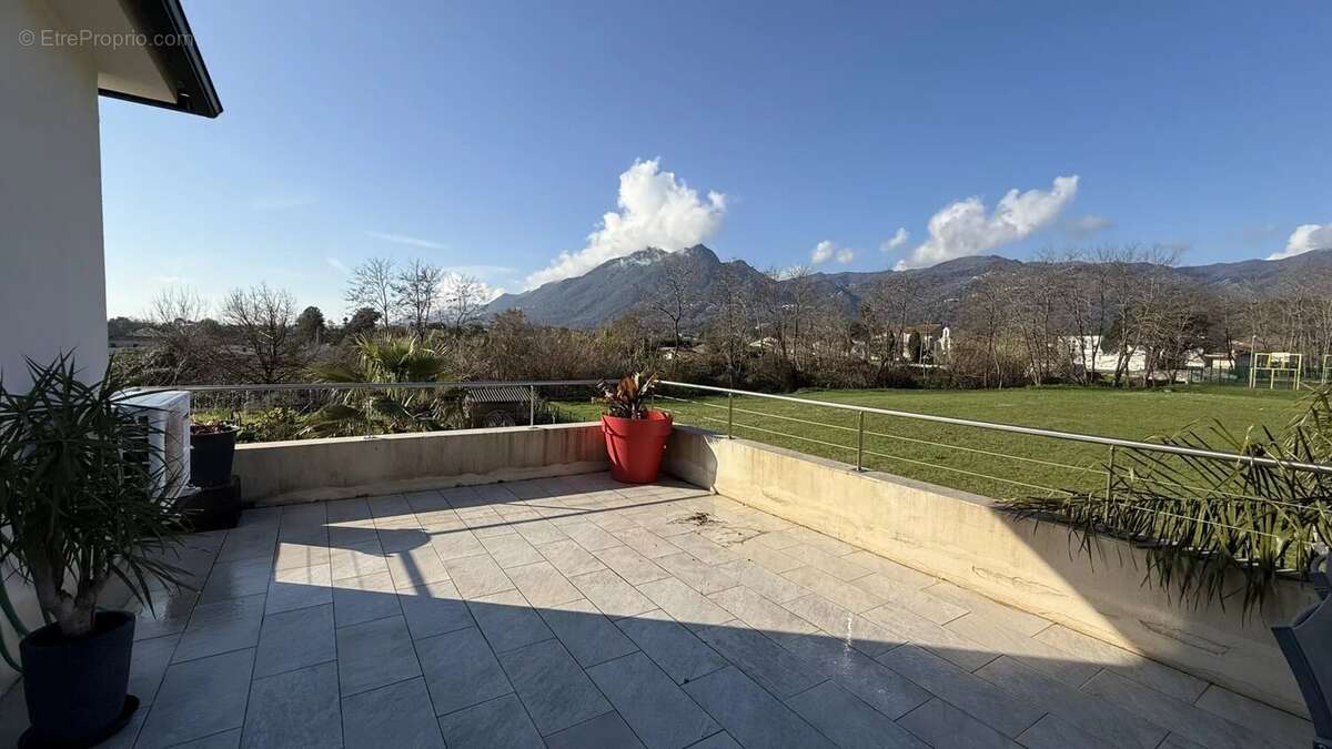 Maison à SANTA-LUCIA-DI-MORIANI