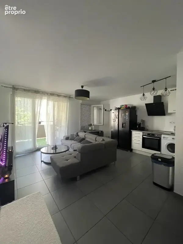 À vendre    3 pieces le cabot residence recente marseille 9ème 13009  55m2lc + terrasse 10m2+ box - photo 3