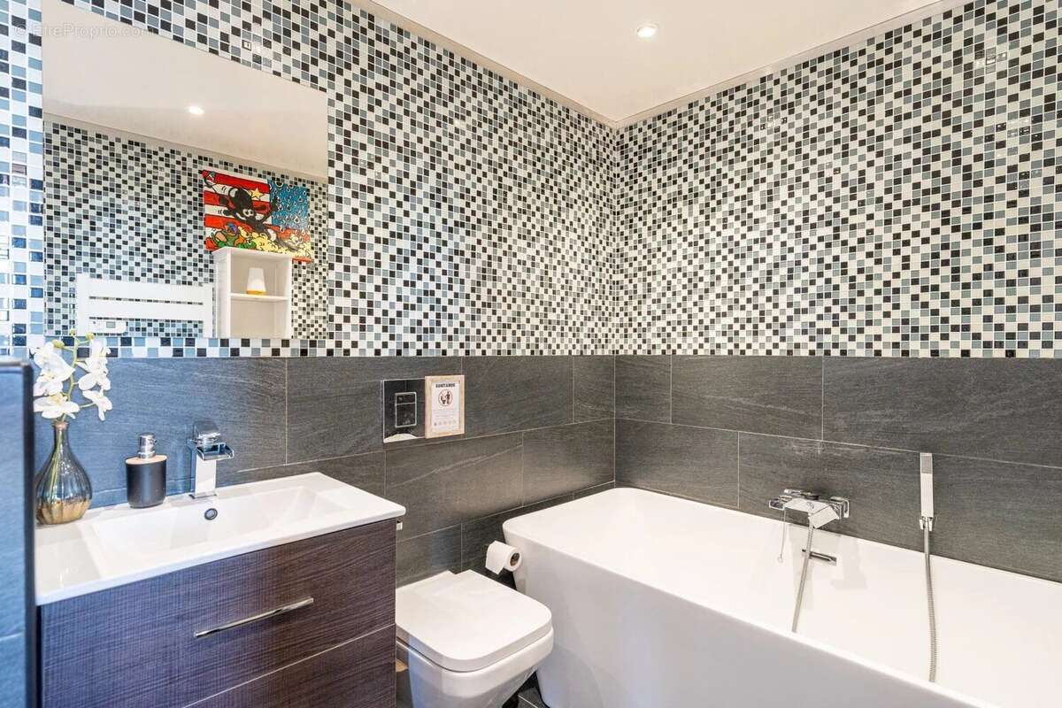 Appartement à CAP-D'AIL