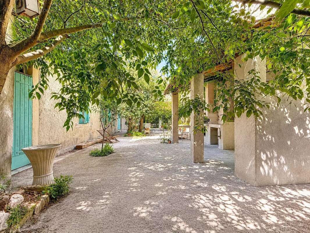 Maison à MARSEILLE-3E