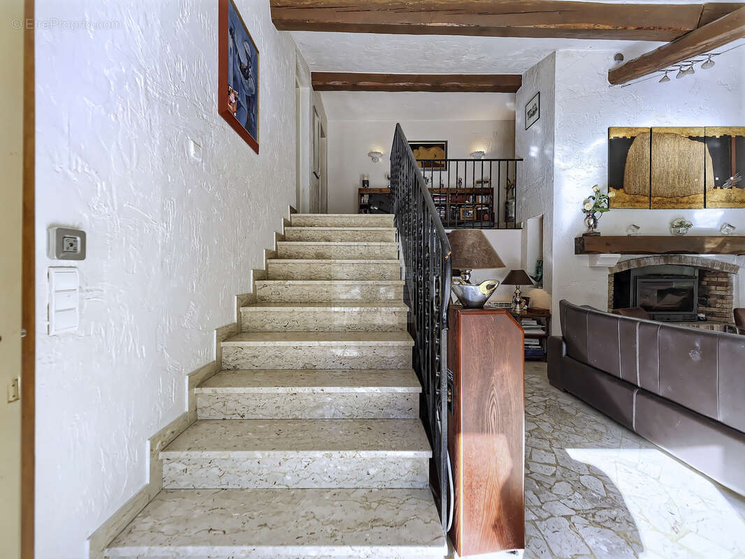 Maison à MOUGINS
