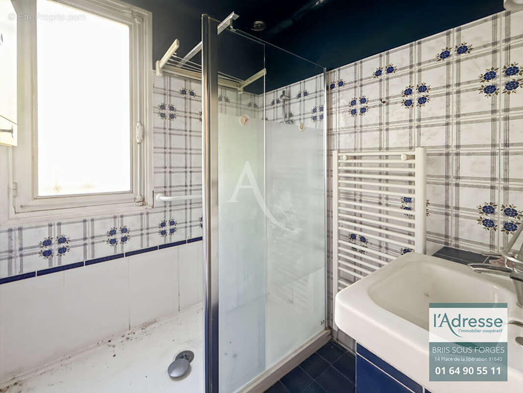 Maison à FONTENAY-LES-BRIIS