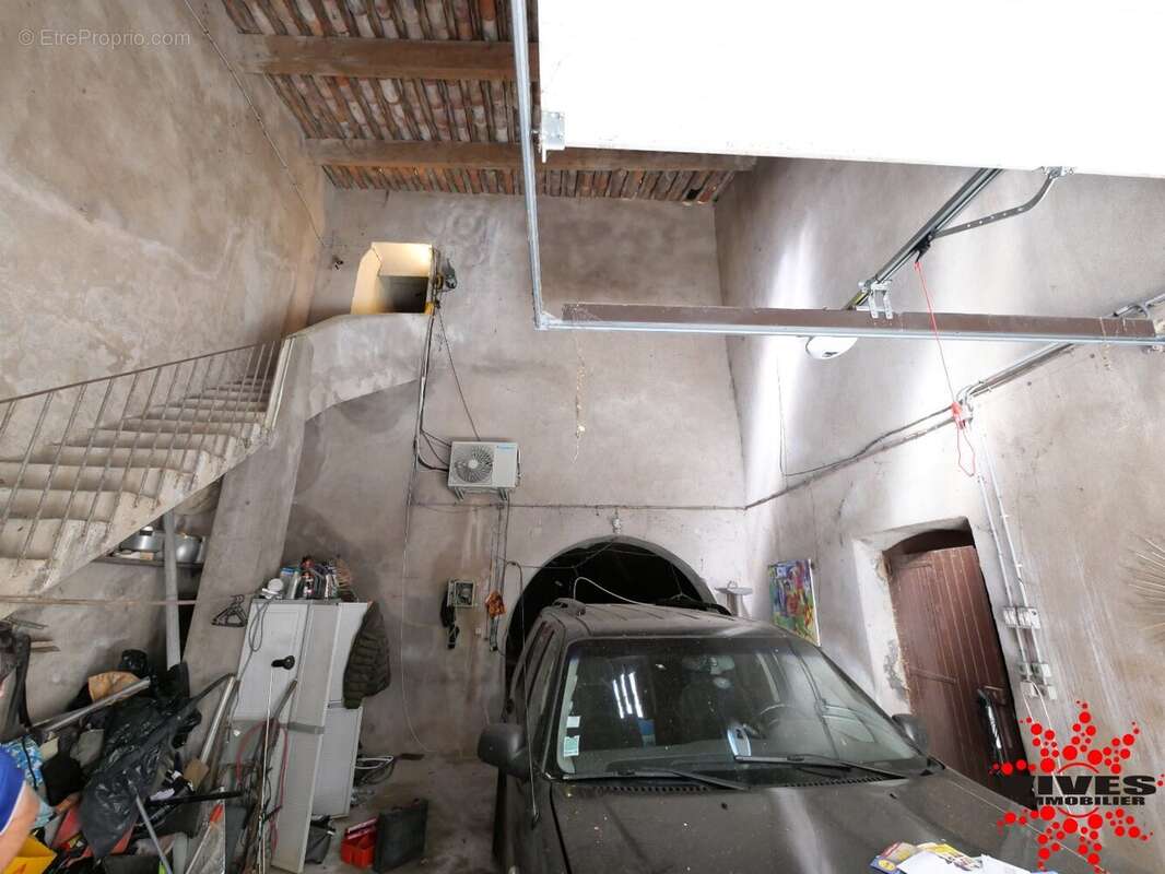 RARE À SERVIAN  Maison de caractère de 235 m² habitables  529 m² utiles  Fort potentiel ! - photo 17