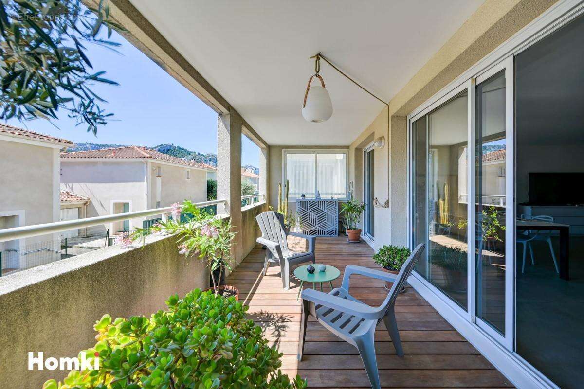 Appartement à MARSEILLE-9E