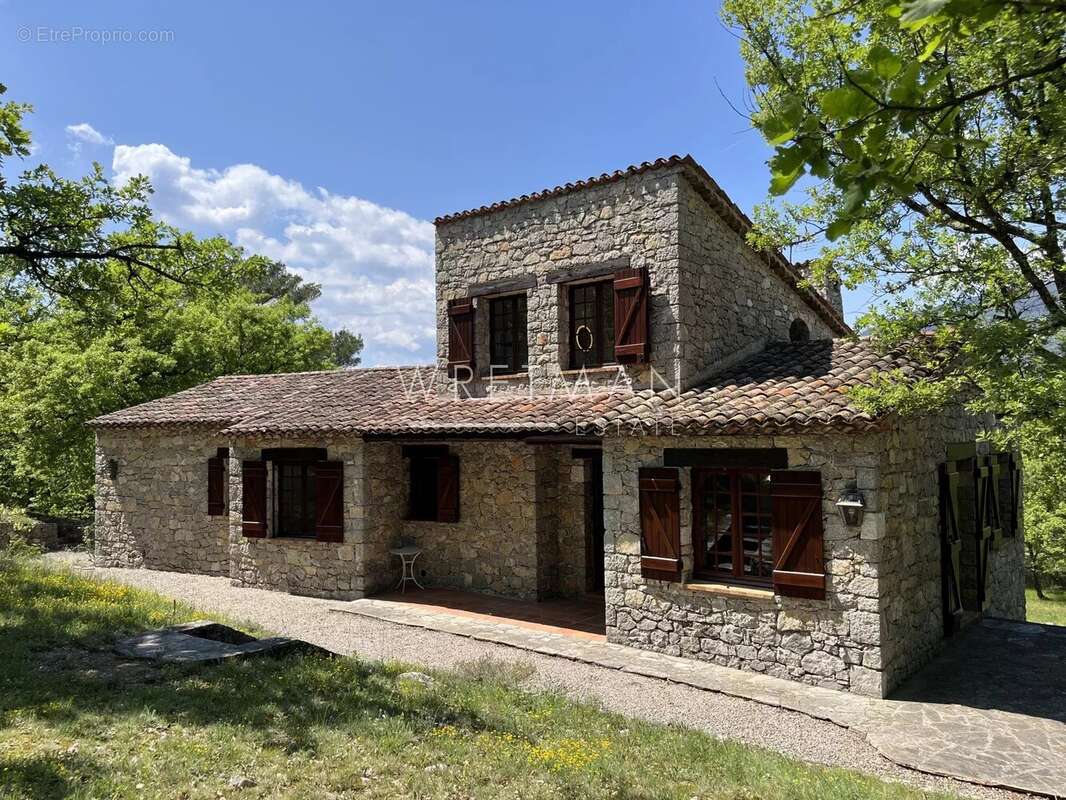Maison à FAYENCE