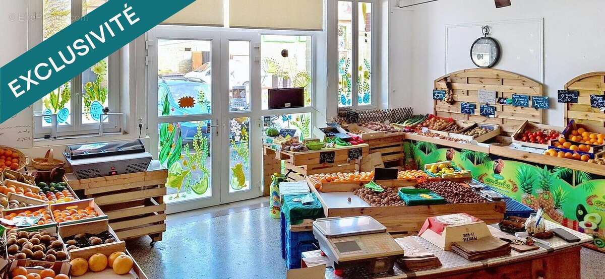 Photo 2 - Commerce à LANGRUNE-SUR-MER