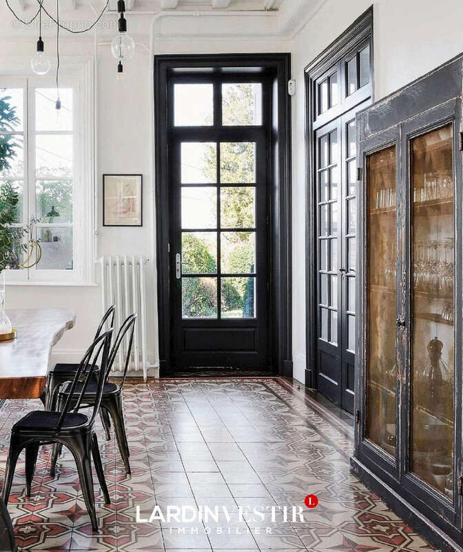 Maison à SAINT-GENIS-LAVAL